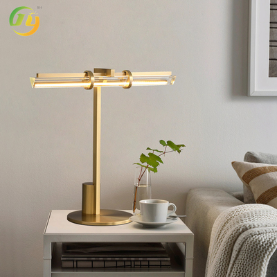 JYLIGHTING Lampada da tavolo LED Nordica moderna e semplice di lusso Vetro di rame per camera da letto Hotel Soggiorno Studio Divano luce d'angolo