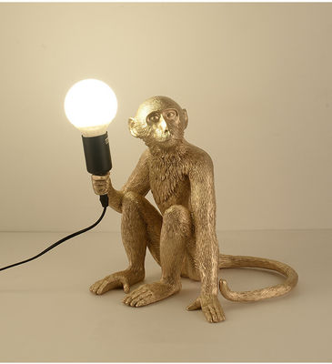 Luce economizzatrice d'energia del pendente della scimmia della resina per il negozio di vestiti