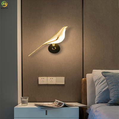 Luce moderna acrilica della parete di Art Baking Paint Gold LED dei metalli hotel/della casa