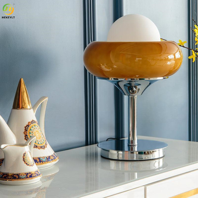 Forma acida 40W dell'uovo di Bauhaus della lampada di comodino di vetro del metallo giallo del LED