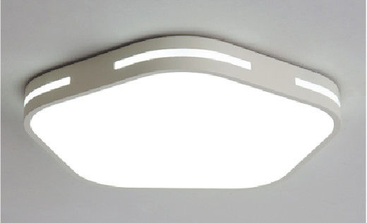 Plafoniera acrilica dell'interno nera/bianca di 380*60mm 30W LED per la camera da letto